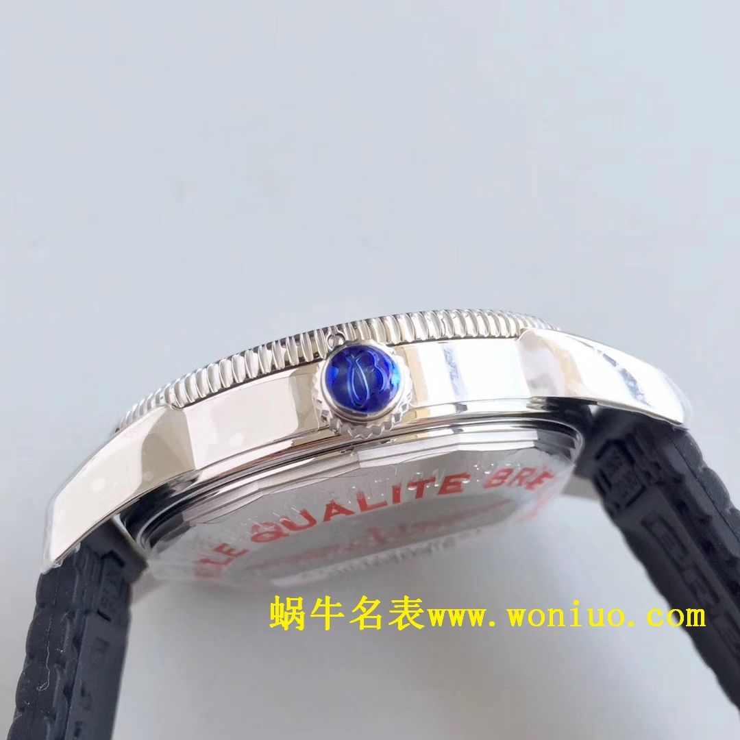 GF百年灵家族的“水鬼”－超级海洋文化二代42mm腕表四色可选 / BL085
