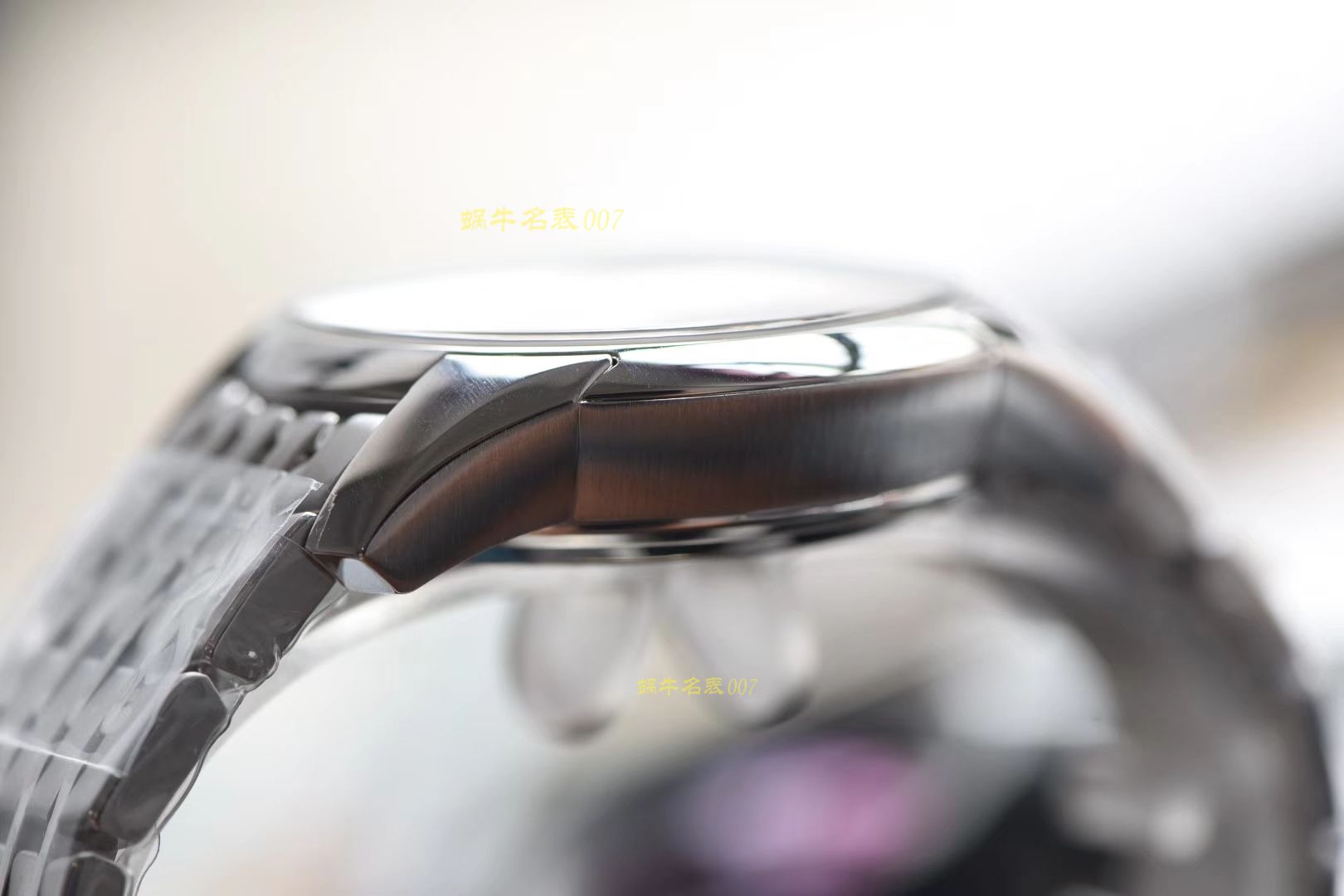欧米茄碟飞系列431.10.41.21.01.001腕表一比一高仿手表【VS 新品 ：蝶飞经典黑 搭载同轴8500机芯上市！】 / M357